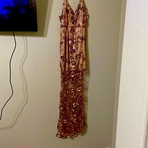 Floor length dress, never worn,